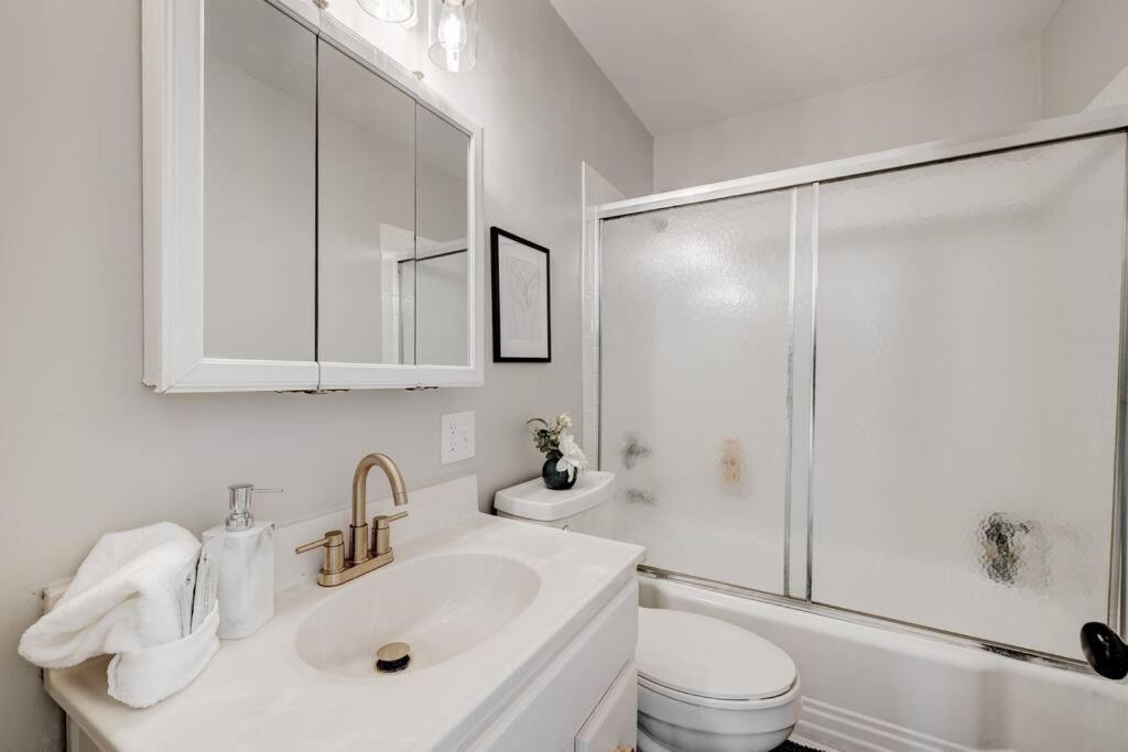 Apartment Cozy Close To Downtown *