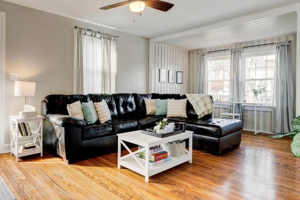 Apartment Cozy Close To Downtown